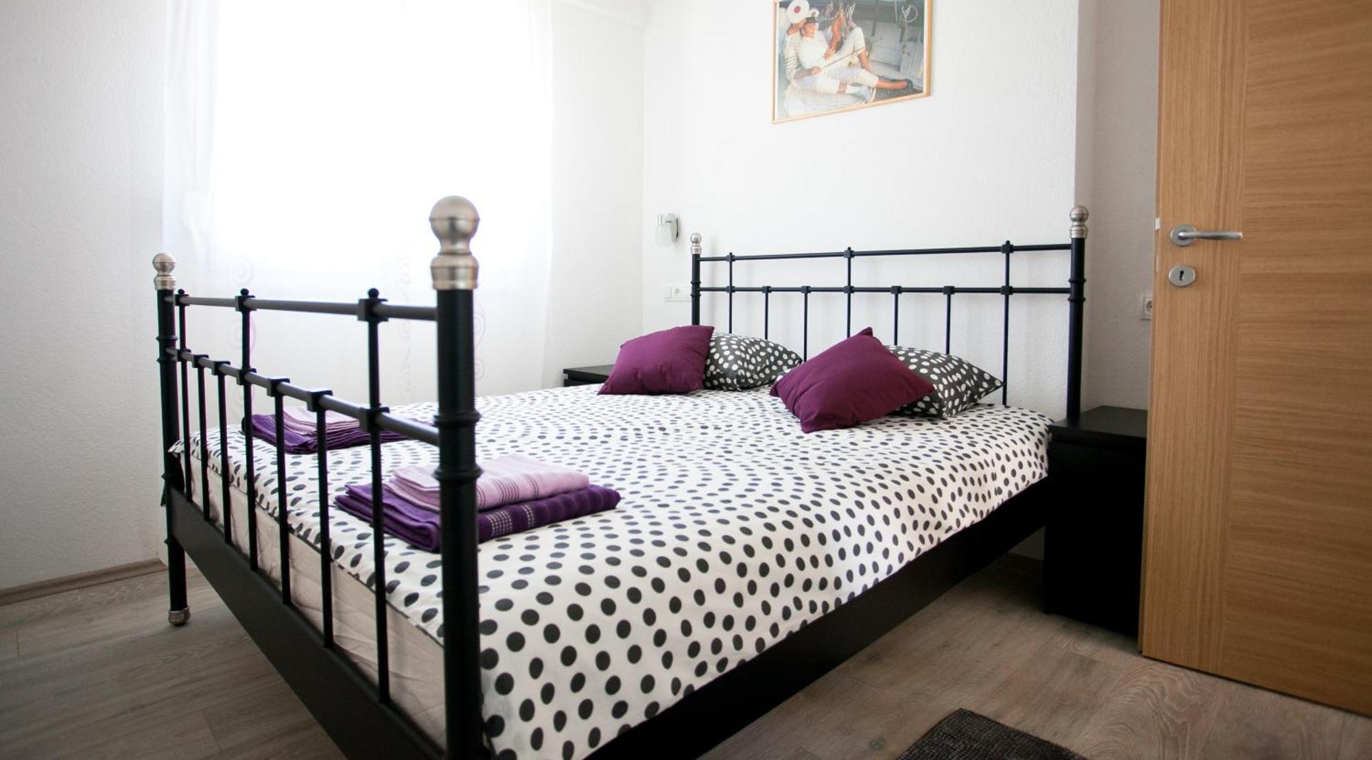 Apartments Medvid Трогір Номер фото