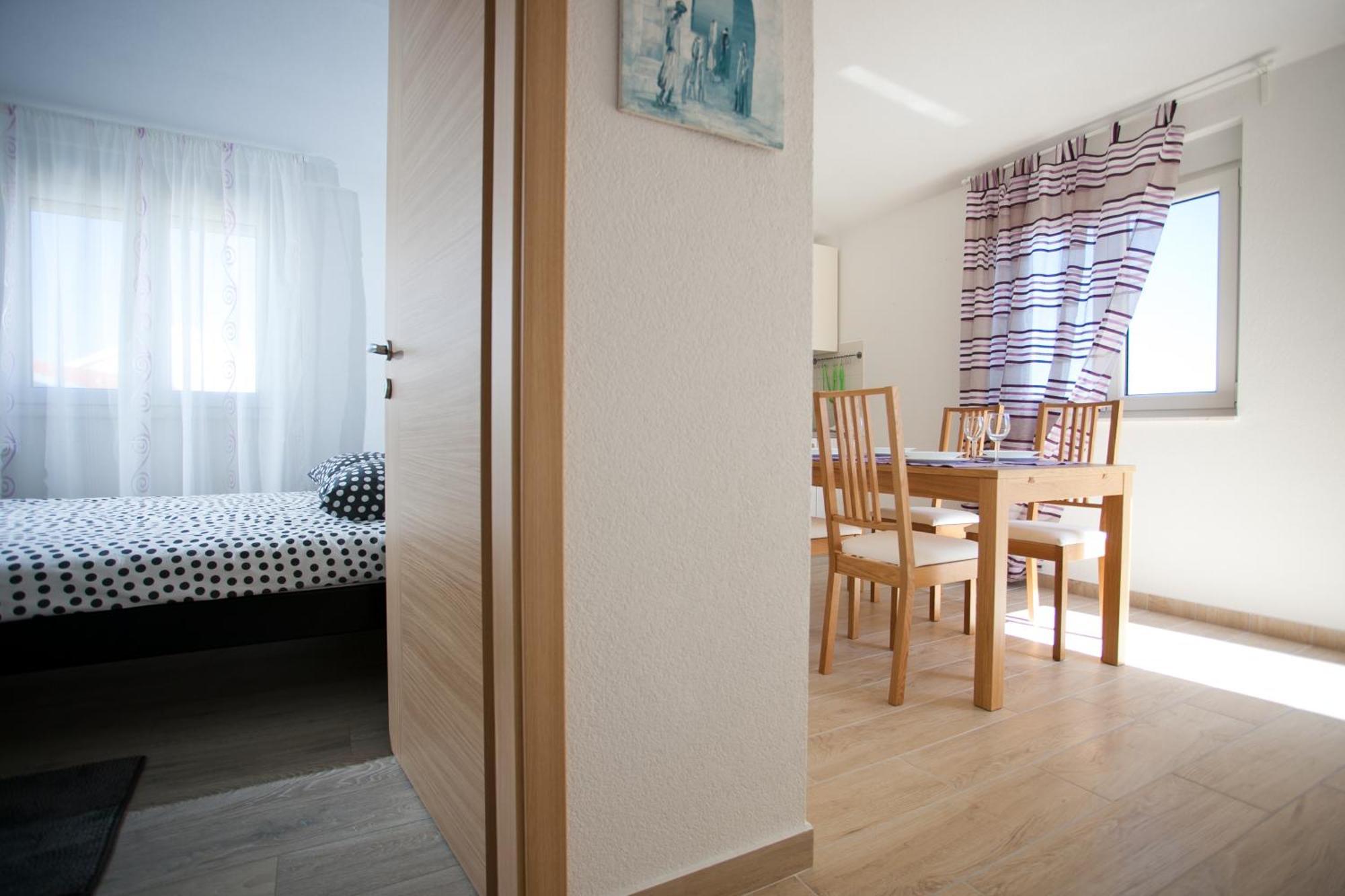 Apartments Medvid Трогір Номер фото