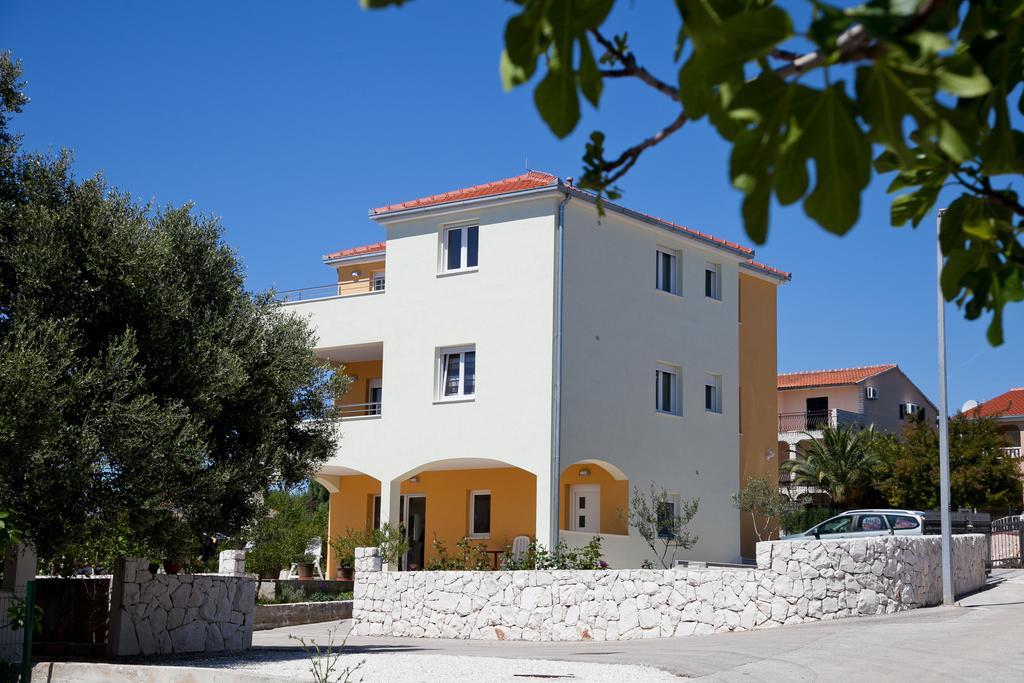 Apartments Medvid Трогір Екстер'єр фото
