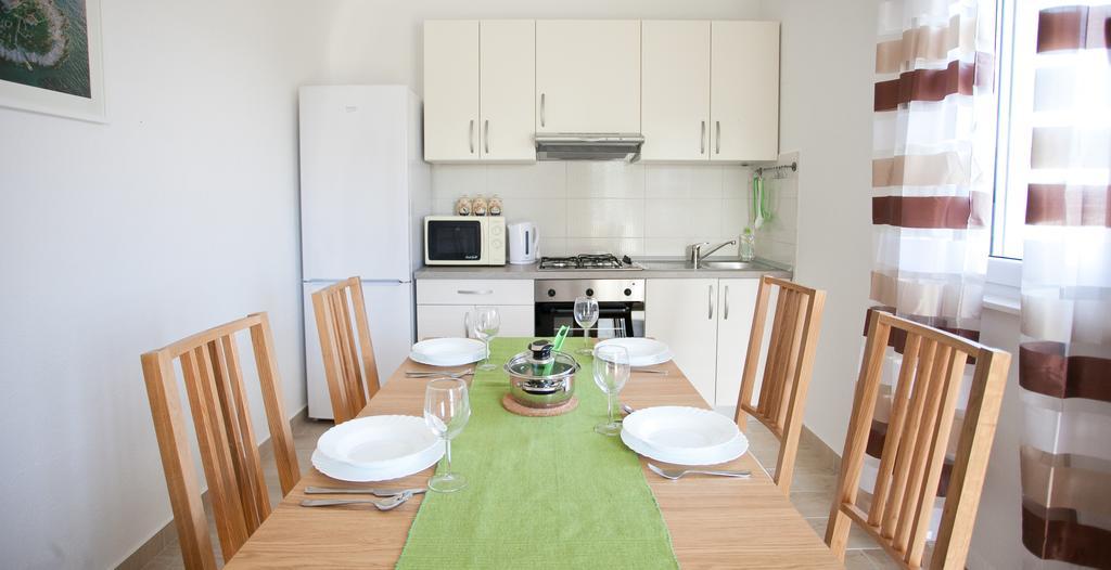 Apartments Medvid Трогір Номер фото