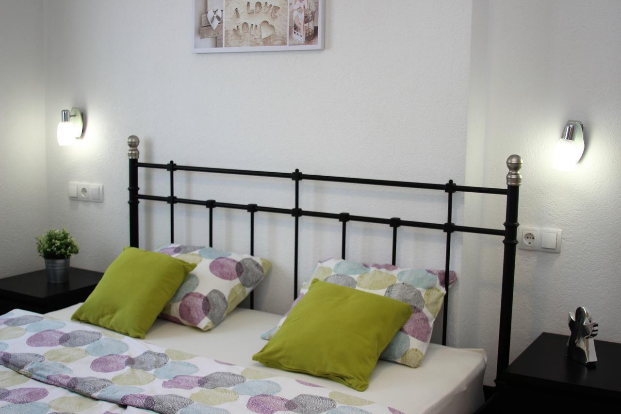 Apartments Medvid Трогір Екстер'єр фото